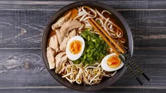 Jak uvařit kuřecí ramen: Podrobný recept na domácí japonskou polévku