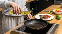 Jak se vyhnout stříkání oleje při smažení: jednoduchý kulinářský tip, o kterém málokdo ví.